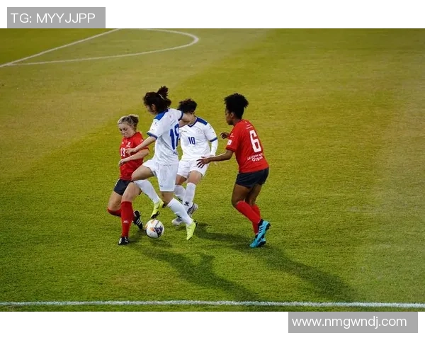 足球明星卡尔美的精彩瞬间与经典形象全景展示 足球明星卡尔美的精彩瞬间与经典形象全景展示