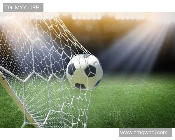 足球明星局部照片展现运动之美与激情瞬间的魅力与力量 足球明星局部照片展现运动之美与激情瞬间的魅力与力量